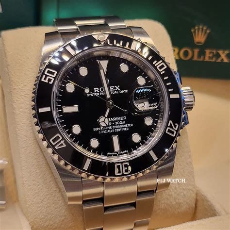 rolex submariner date 40mm black dial ref: 116610ln|Rolex Submariner 116610 review.